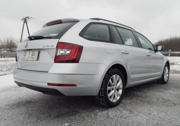 Skoda Octavia cena 45900 przebieg: 153000, rok produkcji 2017 z Ślesin małe 191